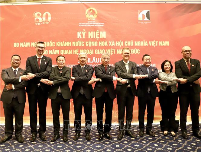Các đại biểu tham dự Lễ kỷ niệm 80 năm Quốc khánh nước CHXHCN Việt Nam và 50 năm thiết lập quan hệ ngoại giao Việt Nam-CHLB Đức, do Đại sứ quán Việt Nam tại CHLB Đức tổ chức (9/9/2025). Ảnh: Phương Hoa - TTXVN