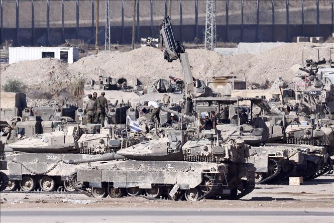 Giới chức Israel ngày 15/9 cho biết quân đội nước này đã phát động chiến dịch tấn công trên bộ nhằm vào thành phố Gaza với mục tiêu chiếm đóng khu vực này. Truyền thông Palestine cũng xác nhận Không quân Israel đã tiến hành các cuộc không kích dữ dội với quy mô lớn xuống Gaza và xe tăng Israel đã tiến vào thành phố Gaza. Ngày 19/9, quân đội Israel tuyên bố sẽ triển khai một lực lượng với quy mô 