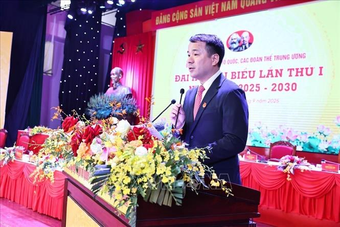Ông Ngô Văn Cương, Phó Bí thư Đảng ủy MTTQ, các đoàn thể Trung ương phát biểu. Ảnh: Minh Đức – TTXVN