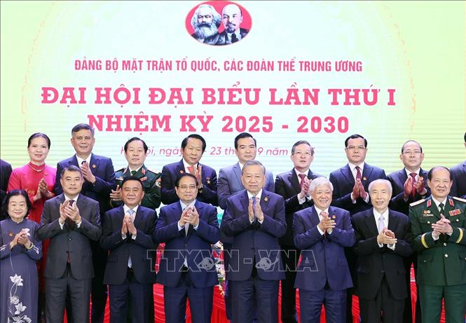 Tổng Bí thư Tô Lâm, Thủ tướng Phạm Minh Chính và các đại biểu dự Đại hội. Ảnh: Thống Nhất – TTXVN