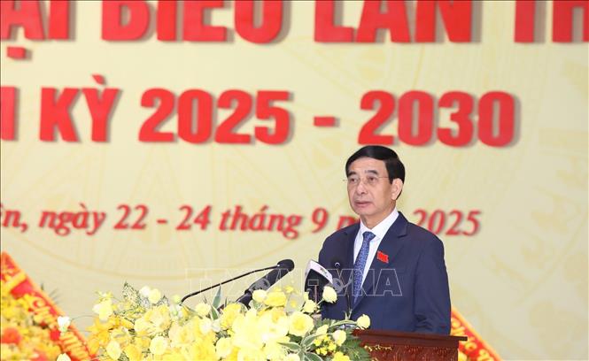 Đại tướng Phan Văn Giang, Ủy viên Bộ Chính trị, Phó Bí thư Quân ủy Trung ương, Bộ trưởng Bộ Quốc phòng phát biểu chỉ đạo Đại hội. Ảnh: Vũ Hoàng Giang - TTXVN