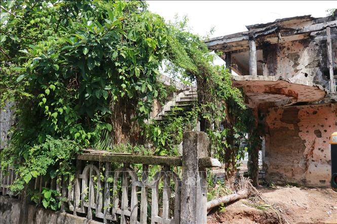 Cầu thang lên tầng 2 của trường. Ảnh: Tường Vi - TTXVN