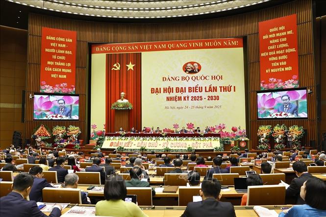 Đồng chí Trần Thanh Mẫn, Ủy viên Bộ Chính trị, Bí thư Đảng ủy Quốc hội, Chủ tịch Quốc hội đọc Diễn văn khai mạc Đại hội. Ảnh: Doãn Tấn - TTXVN