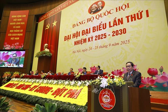 Đồng chí Trần Thanh Mẫn, Ủy viên Bộ Chính trị, Bí thư Đảng ủy Quốc hội, Chủ tịch Quốc hội đọc Diễn văn khai mạc Đại hội. Ảnh: Doãn Tấn - TTXVN