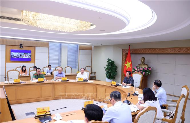 Phó Thủ tướng Trần Hồng Hà chủ trì cuộc họp. Ảnh: Văn Điệp – TTXVN