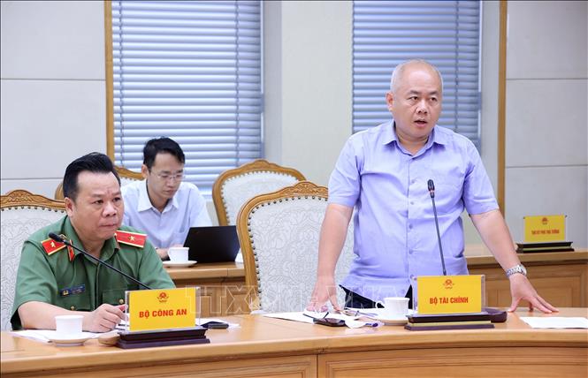 Thứ trưởng Bộ Tài chính Đỗ Thành Trung phát biểu. Ảnh: Văn Điệp – TTXVN