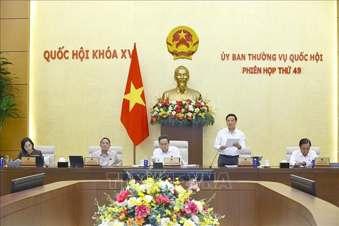Phó Chủ tịch Quốc hội Nguyễn Khắc Định phát biểu. Ảnh: Doãn Tấn - TTXVN