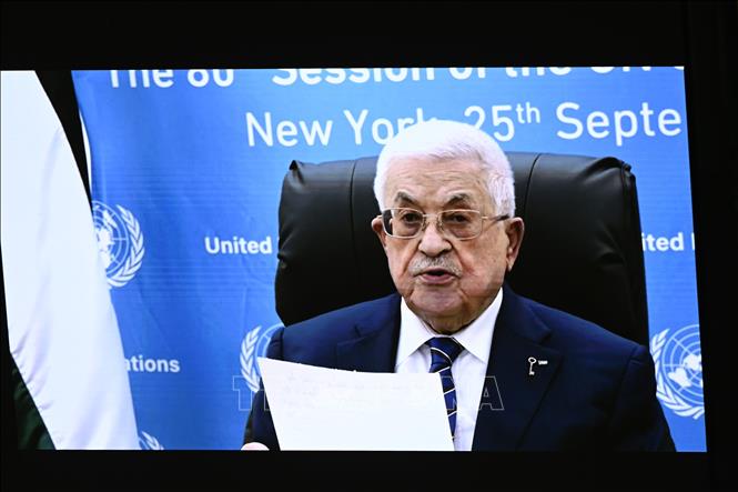 Tổng thống Palestine Mahmoud Abbas phát biểu qua video tại Phiên thảo luận cấp cao của Đại hội đồng Liên hợp quốc khoá 80 ở New York (Mỹ) ngày 25/9/2025. Ảnh: THX/TTXVN