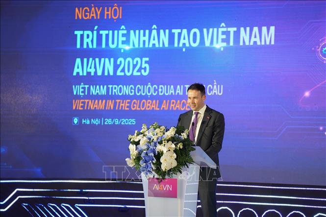 Ông Kim Swimbush, Tham tán Cơ quan khoa học quốc gia Australia phát biểu tại sự kiện. Ảnh: Thu Phương-TTXVN