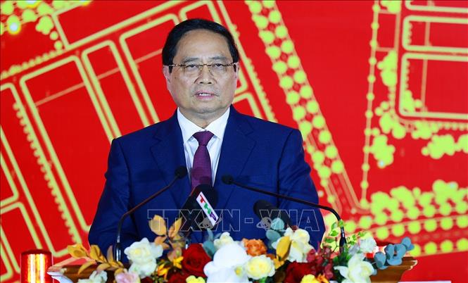 Thủ tướng Phạm Minh Chính phát biểu tại Lễ khởi công Dự án Đầu tư phát triển kết cấu hạ tầng khu công nghiệp Tân Trào (giai đoạn 1) và Dự án Nhà máy Nhiệt điện LNG Hải Phòng. Ảnh: Dương Giang-TTXVN 
