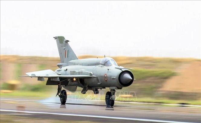 Tiêm kích MiG-21 tại căn cứ không quân Nal ở Bikaner, Ấn Độ ngày 25/8/2025. Ảnh: ANI/TTXVN
