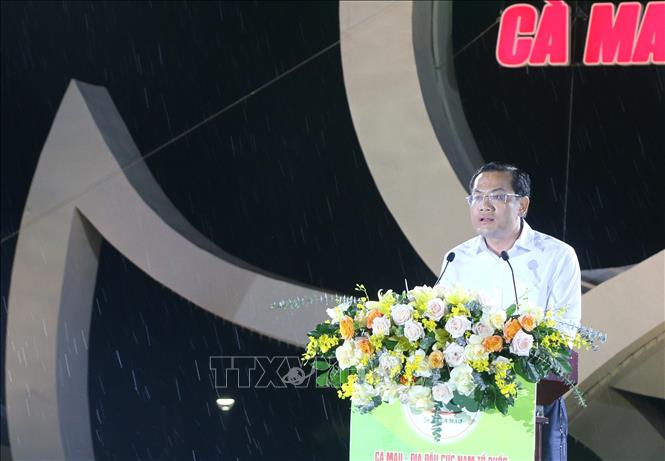 Ông Ngô Vũ Thăng, Phó Chủ tịch UBND tỉnh Cà Mau phát biểu tại lễ Khai mạc Ngày hội “Tinh hoa Văn hóa ẩm thực Cà Mau”. Ảnh: Tuấn Kiệt – TTXVN.