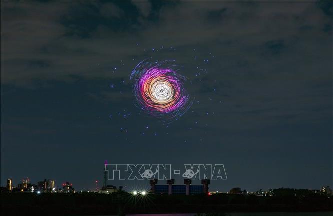 Drone tạo hình giải Ngân Hà mở đầu cho quá trình 