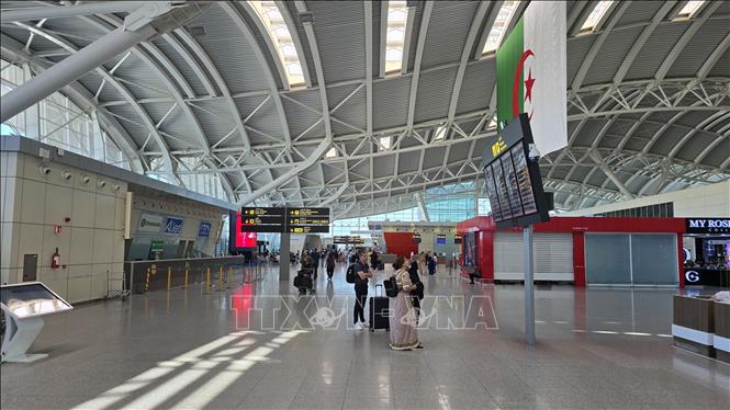 Một góc nhỏ trong sân bay Houari Boumediene. Ảnh: Nguyễn An - PV TTXVN tại Algeria 