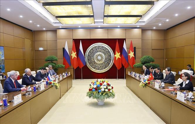 Chủ tịch Quốc hội Trần Thanh Mẫn hội đàm với Chủ tịch Duma Quốc gia Quốc hội Liên bang Nga Vyacheslav Volodin. Ảnh: Doãn Tấn - TTXVN