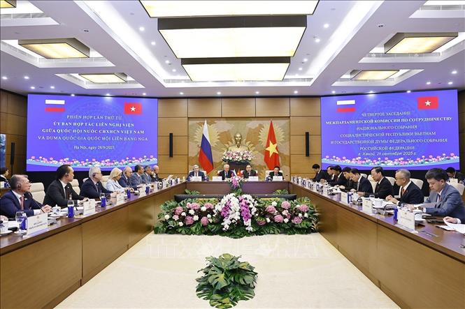 Phiên họp lần thứ tư Ủy ban Liên nghị viện về hợp tác giữa Quốc hội Việt Nam và Duma Quốc gia Nga. Ảnh: Doãn Tấn - TTXVN

