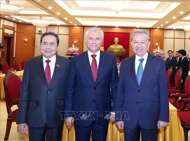 Tổng Bí thư Tô Lâm, Chủ tịch Quốc hội Trần Thanh Mẫn và Chủ tịch Duma Quốc gia Nga Vyacheslav Volodin. Ảnh: Thống Nhất – TTXVN