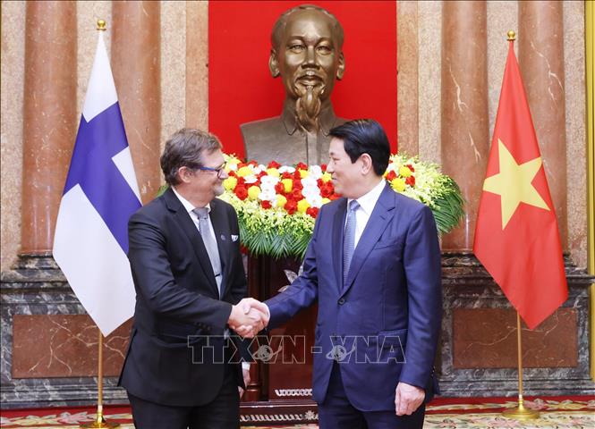 Chủ tịch nước Lương Cường tiếp Đại sứ Cộng hoà Phần Lan Pekka Voutilainen đến trình Quốc thư, nhận nhiệm vụ công tác tại Việt Nam. Ảnh: Lâm Khánh – TTXVN