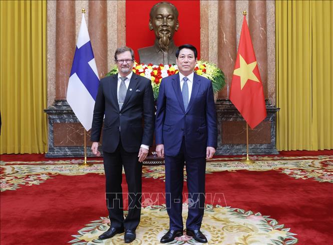 Chủ tịch nước Lương Cường tiếp Đại sứ Cộng hoà Phần Lan Pekka Voutilainen đến trình Quốc thư, nhận nhiệm vụ công tác tại Việt Nam. Ảnh: Lâm Khánh – TTXVN