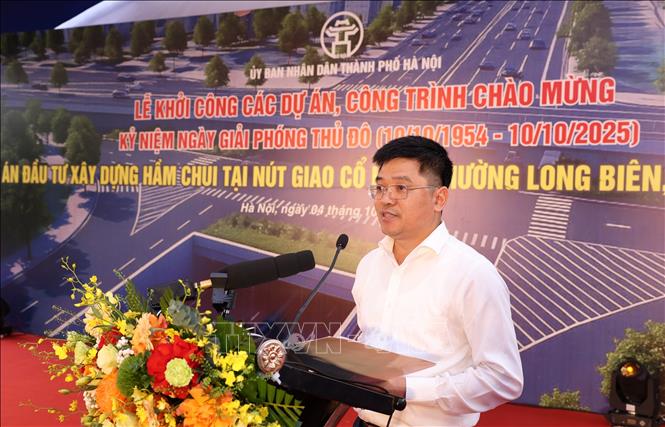 Đại diện chủ đầu tư phát biểu tại lễ khởi công. Ảnh: Quốc Khánh - TTXVN
