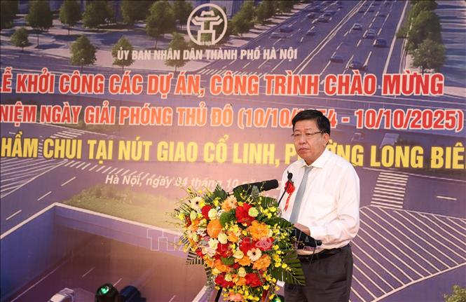 Phó Chủ tịch UBND Thành phố Hà Nội Dương Đức Tuấn phát biểu tại lễ khởi công. Ảnh: Quốc Khánh - TTXVN