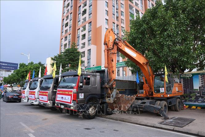 Dự án đầu tư xây dựng hầm chui tại nút giao Cổ Linh, phường Long Biên chính thức khởi công chào mừng kỷ niệm 71 năm Ngày Giải phóng Thủ đô (10/10/1954 - 10/10/2025). Ảnh: Quốc Khánh - TTXVN