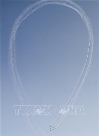 Trình diễn máy bay tại lễ kỷ niệm. Ảnh: Minh Thái - Phóng viên TTXVN tại Indonesia.