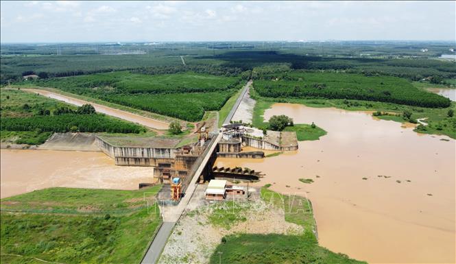 Hồ Phước Hòa có tiềm năng phát triển các khu đô thị sinh thái ven hồ, khu sân golf kết hợp khu đô thị, dịch vụ du lịch, nghỉ dưỡng...Ảnh: Đậu Tất Thành – TTXVN