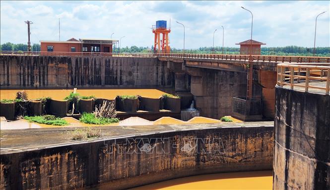 Hồ Phước Hòa có tiềm năng phát triển các khu đô thị sinh thái ven hồ, khu sân golf kết hợp khu đô thị, dịch vụ du lịch, nghỉ dưỡng... Ảnh: Đậu Tất Thành – TTXVN