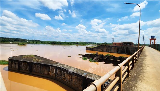 Hồ Phước Hòa có tiềm năng phát triển các khu đô thị sinh thái ven hồ, khu sân golf kết hợp khu đô thị, dịch vụ du lịch, nghỉ dưỡng... Ảnh: Đậu Tất Thành - TTXVN 