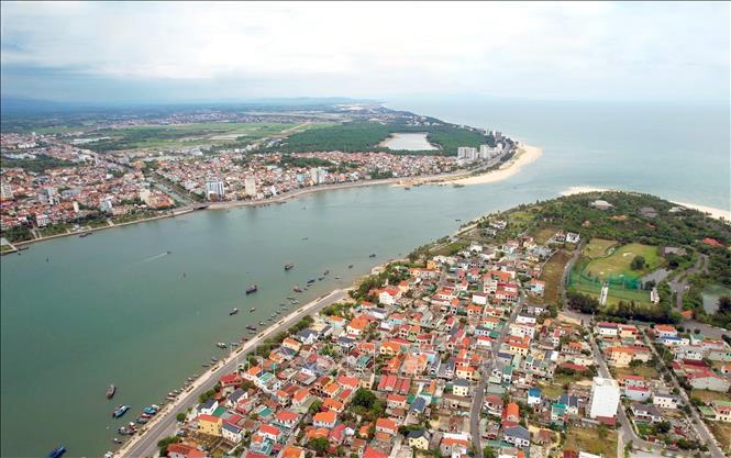Quảng Trị ưu tiên phát triển hạ tầng ven biển Đồng Hới với tầm nhìn dài hạn, định hướng không gian đô thị mở rộng ra hướng biển. Ảnh: Nguyên Linh-TTXVN