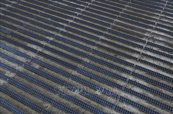 Nhà máy điện Mặt Trời ở Konya, Thổ Nhĩ Kỳ. Ảnh: THX/TTXVN