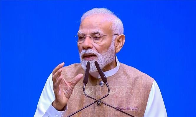 Thủ tướng Ấn Độ Narendra Modi phát biểu tại lễ khai mạc Đại hội Di động Ấn Độ (IMC) lần thứ 9 ở Trung tâm hội nghị Yashobhoomi, New Delhi, ngày 8/10/2025. Ảnh: ANI/TTXVN