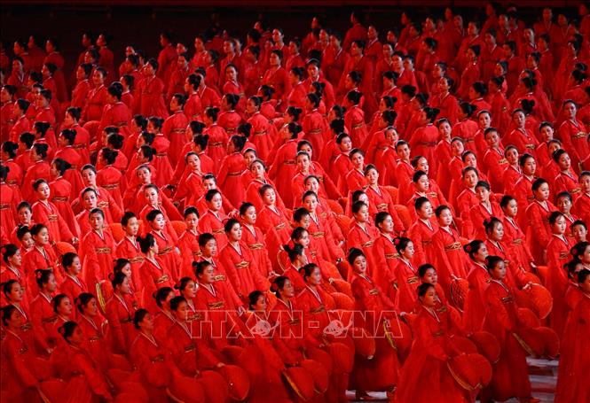Chương trình nghệ thuật kỷ niệm 80 năm thành lập Đảng Lao động Triều Tiên tại Bình Nhưỡng, ngày 9/10/2025. Ảnh: THX/TTXVN