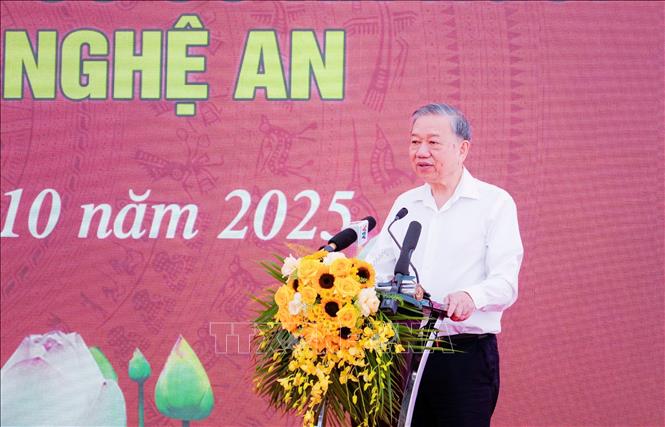 Tổng Bí thư Tô Lâm phát biểu tại lễ khởi công trường Phổ thông nội trú liên cấp Na Ngoi. Ảnh: Trịnh Duy Hưng - TTXVN