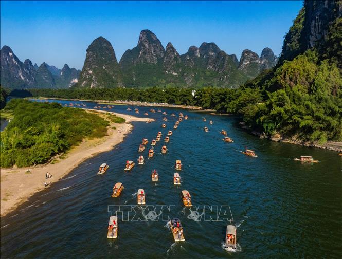 Cảnh đẹp mùa thu tại khu tự trị dân tộc Choang Quảng Tây, Trung Quốc. Ảnh: THX/TTXVN