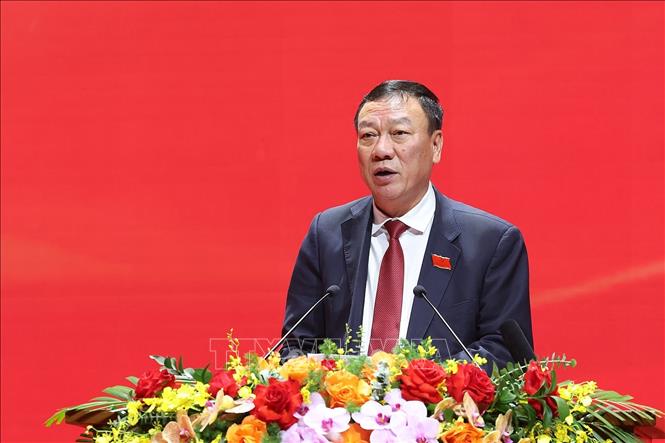 Ủy viên Trung ương Đảng, Ủy viên Ban Thường vụ Đảng ủy Chính phủ, Tổng Thanh tra Chính phủ Đoàn Hồng Phong thay mặt Đoàn Chủ tịch thông qua Quy chế làm việc của Đại hội. Ảnh: Dương Giang-TTXVN  