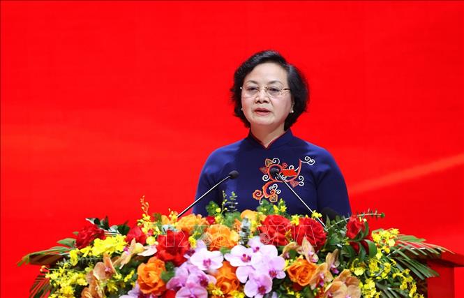 Đồng chí Phạm Thị Thanh Trà, Ủy viên Trung ương Đảng, Ủy viên Ban Thường vụ Đảng ủy Chính phủ, Bí thư Đảng uỷ, Bộ trưởng Bộ Nội vụ trình bày tham luận. Ảnh: Dương Giang-TTXVN
