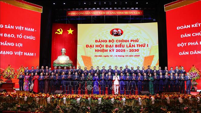 Ban Chấp hành Đảng bộ Chính phủ nhiệm kỳ 2020 - 2025 tại Đại hội. Ảnh: Văn Điệp – TTXVN