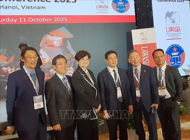 Các đại biểu dự Hội nghị thường niên lần thứ 38 của Hiệp hội Luật sư Châu Á – Thái Bình Dương tại Hà Nội. Ảnh: Nguyễn Trọng Lịch- TTXVN