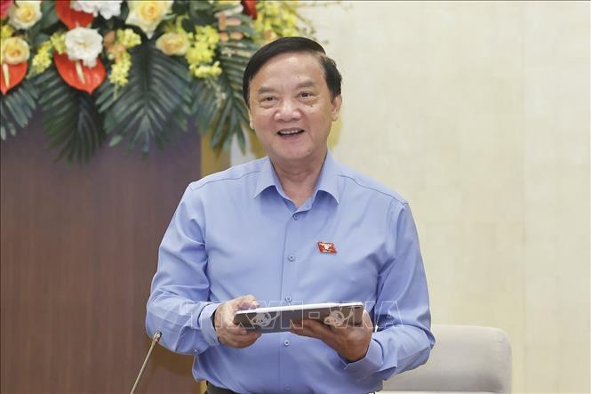 Phó Chủ tịch Quốc hội Nguyễn Khắc Định phát biểu. Ảnh: Doãn Tấn - TTXVN