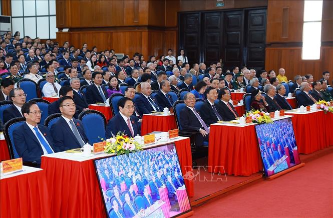 Thủ tướng Chính phủ và các đại biểu dự Đại hội đại biểu Đảng bộ tỉnh Thanh Hoá lần thứ 20. Ảnh: Dương Giang - TTXVN 
