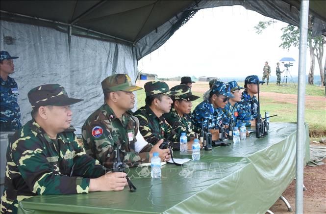 Lực lượng chỉ huy tại chỗ của ba nước Việt Nam-Lào-Campuchia trong Diễn tập. Ảnh: Xuân Tú - PV TTXVN tại Lào