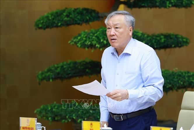 Phó Bí thư thường trực Đảng uỷ Chính phủ, Phó Thủ tướng Thường trực Nguyễn Hoà Bình phát biểu. Ảnh: Dương Giang-TTXVN 