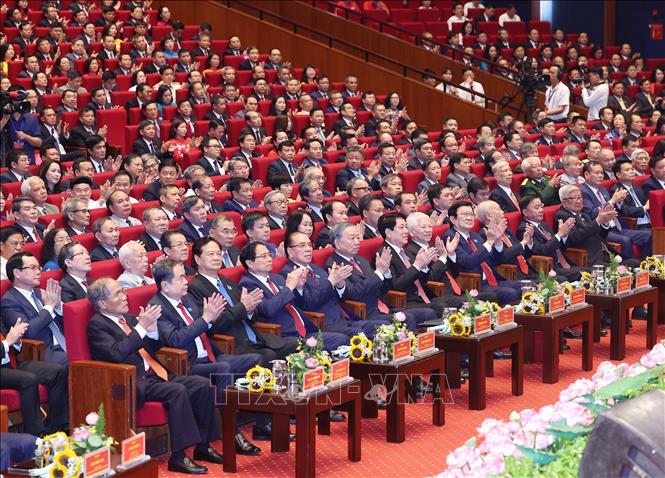 Tổng Bí thư Tô Lâm cùng các đồng chí Lãnh đạo, nguyên Lãnh đạo Đảng, Nhà nước dự Đại hội. Ảnh: Thống Nhất-TTXVN