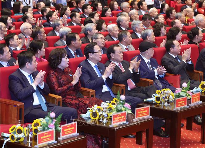 Các đại biểu tham dự Đại hội đại biểu Đảng bộ thành phố Hà Nội lần thứ 18. Ảnh: Thống Nhất-TTXVN