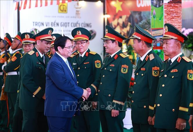 Thủ tướng Phạm Minh Chính dự Lễ kỷ niệm 80 năm Ngày truyền thống Lực lượng vũ trang Quân khu 5. Ảnh: Dương Giang-TTXVN
