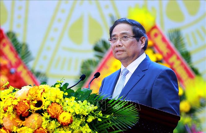 Thủ tướng Phạm Minh Chính phát biểu tại Lễ kỷ niệm 80 năm Ngày truyền thống lực lượng vũ trang Quân khu 5. Ảnh: Dương Giang-TTXVN
