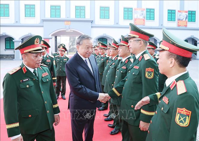 Tổng Bí thư Tô Lâm, Bí thư Quân uỷ Trung ương và các đại biểu. Ảnh: Thống Nhất - TTXVN