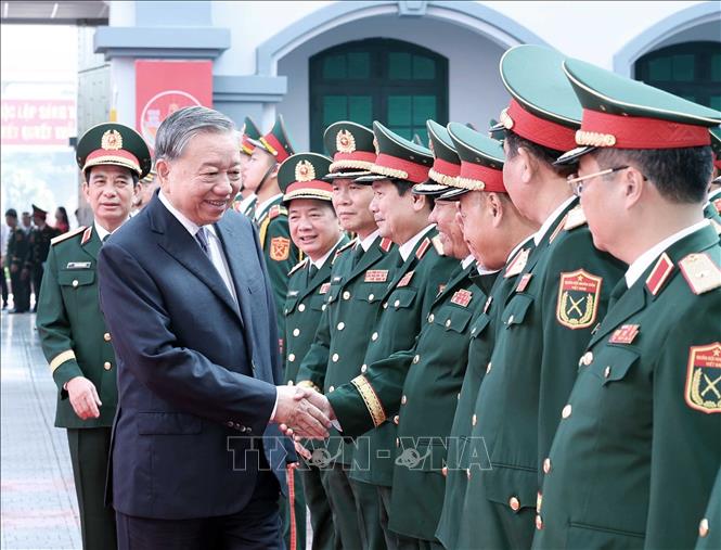 Tổng Bí thư Tô Lâm, Bí thư Quân uỷ Trung ương và các đại biểu. Ảnh: Thống Nhất - TTXVN